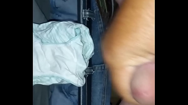 Play MP4 - Step daughter asked for it