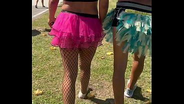 Nonton Carnaval: Foi Em Cima Da &aacute;rvore, No Meio Do Bloco Tomando Na Buceta E Engolindo Porra De Desconhecido thumbnail