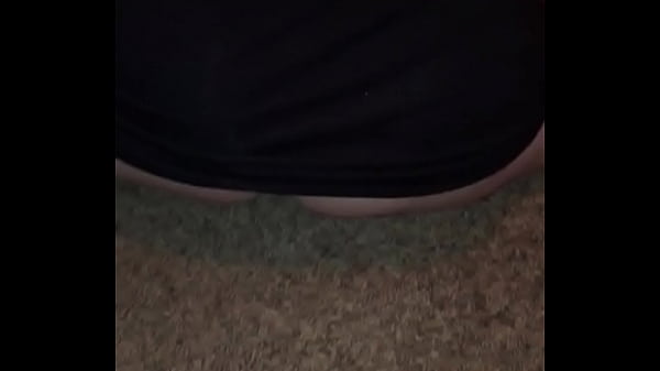 Play MP4 - POV dance