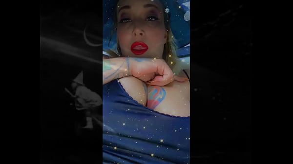 Bbw Halloween Masurtbation thumbnail