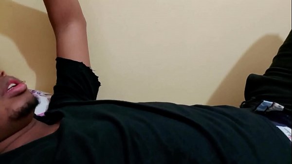 Сводный брат пойман голым моделированием для ню (2) thumbnail