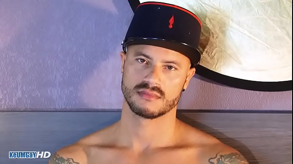 Firefighter gets wanked his huge cock ! Vitor 