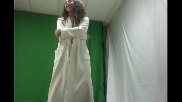 Play MP4 - Vixen photo shoot