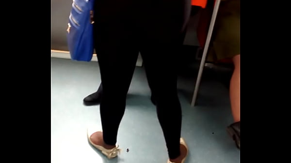 Nonton Negona De Suplex thumbnail