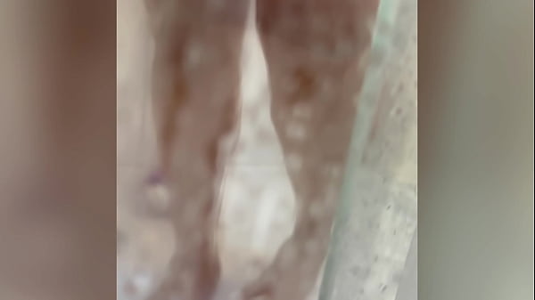 Amirah anastasia bathing after workout 