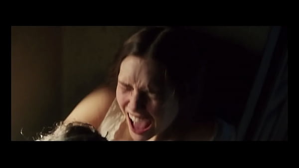 Elizabeth Olson has sex on &ldquo;In Secret&rdquo; 