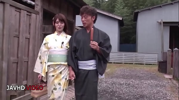 Yua ariga's sensual outdoor adventure under the stars