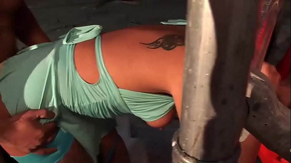 Valery Summer Gets DPed By Two_Random Construction Workers