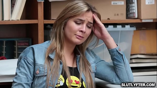 Play MP4 - Blair Williams got her twat cock handled as she receives a hard fuck&excl;