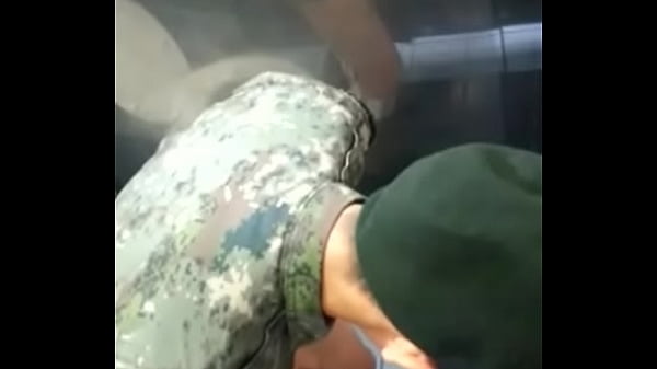 Play MP4 - Militar pajero