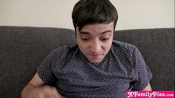 Play MP4 - My tiny stepsister teen Haley Reed had a camel toe in her tight yoga pants