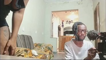 Nonton Bastidores - Grazy Cuidando De Seu Vizinho Paciente Doente Mental thumbnail