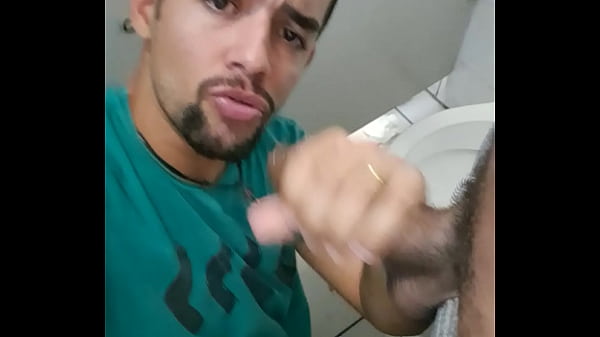 Sou Gay Vers&aacute;til Mas Sempre Que Fa&ccedil;o O Passivo Sinto Um Tes&atilde;o Maior, Esse Neg&atilde;o Gozou Dentro No Cuzinho. thumbnail