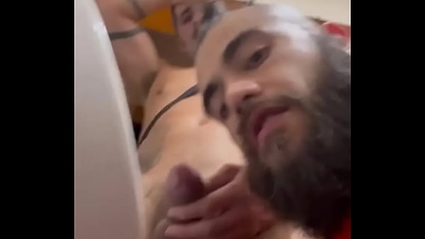 Rick paix&atilde;o mijando no boy 