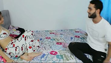 Hijastra Deja Que Su Padrastro La Bombee Llena De Semen thumbnail