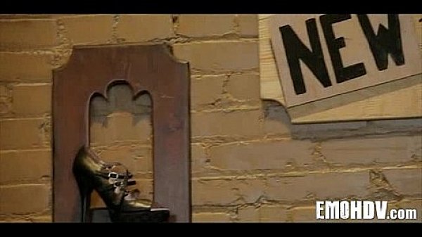 Nonton Emo Slut Fucked 160 thumbnail