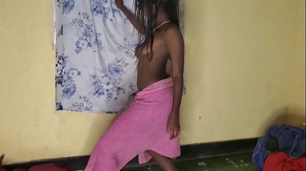 Play MP4 - shaved perfect pussy