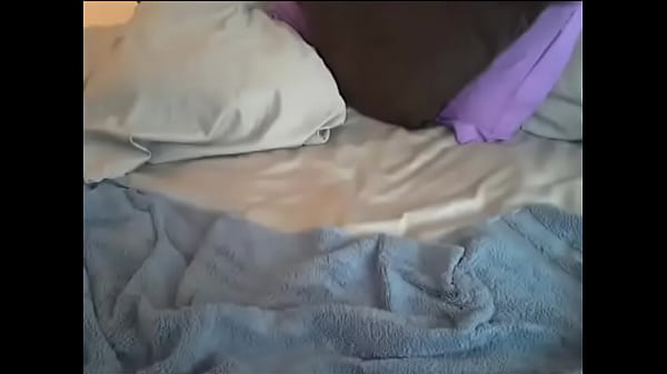 Girl putting a dildo in_her ass