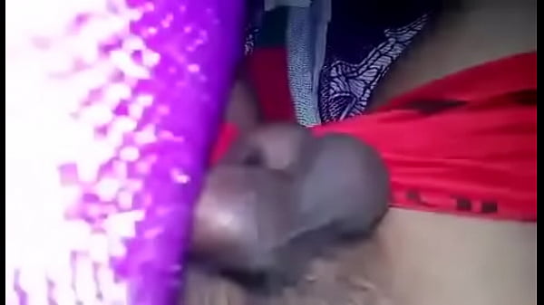 Roberto Ense&ntilde_ando su pene