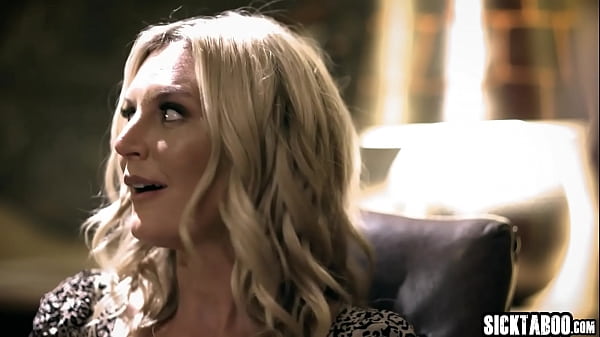 Sexy Babe Mona Wales Swallowed Huge Black Dick And Enjoyed Hard Sex thumbnail