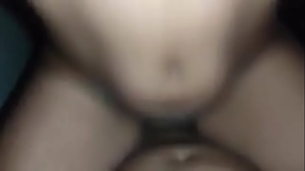 Vadia gostosa da buceta gulosa sentou com vontade at&eacute; arrancar leite do dotado 