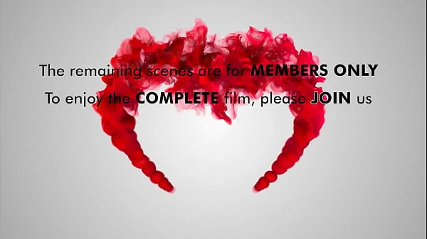 Play MP4 - Fuck in threesome with older