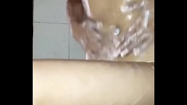 Le mand&eacute; un video ba&ntilde;&aacute;ndome al se&ntilde;or de la tienda para que me perdon&eacute; lo que le debo