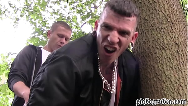 PIGBOY GETTIN RAW FUCKED BY OSCAR WOOD 
