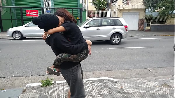 Sexo Putaria E Sacanagem Na Rua Os Carros Passando E Todo Mundo Olhando A A&ccedil;&atilde;o Toda thumbnail