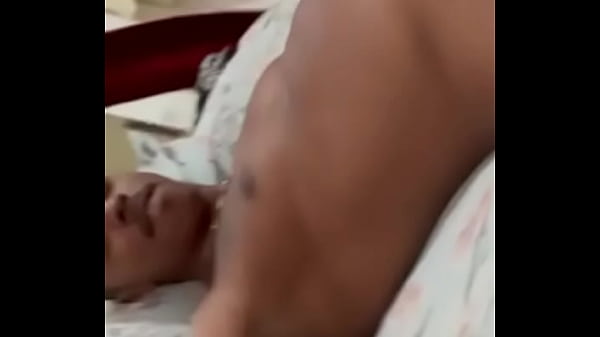 Nonton Amiga Do Bundao Gigante Me Pega Batendo Uma Punheta E Vem Me Faze Sentir A Ppk Dela Bem Quentinha thumbnail