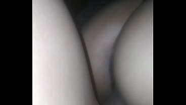 Hijastra del pastor de la iglesia "pare de sufrir" expuesta 