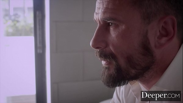 Play MP4 - Deeper&period; Sexy Halle can't resist her ex-boyfriend's hard cock