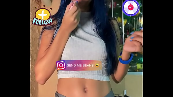 NOVINHA GOSTOS EM LIVE COM BUCETA MARCANDO