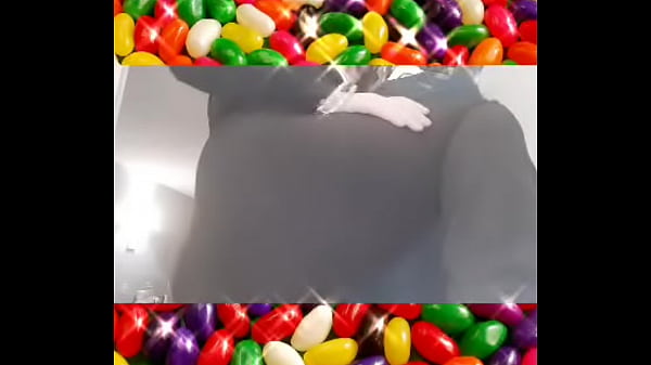 Trying to_shake my butt for the camera