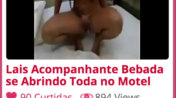 Lais acompanhante b se abrindo toda no motel 