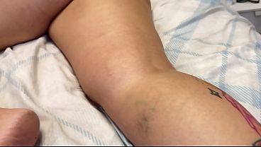 Nonton Minha Mulher Deixou Sua Amiga Aki Em Casa Sai Do Banho Ela Estava So De Calcinha E Suti&atilde; Pra Me Provocar (completo No Red) thumbnail