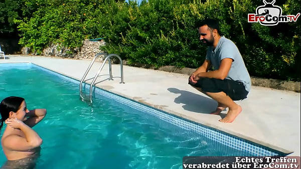 deutsche nat&uuml;rliche teen mit kleinen titten wird im urlaub gebumst 