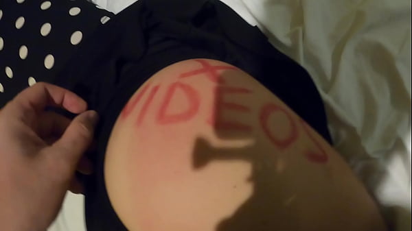 She needs to slaped hard 