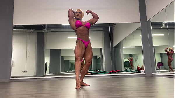 Play MP4 - Huge Ripped FBB