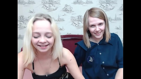 BuzzingBirdz Linda CuteBlonde_Lesbian