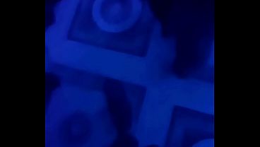 Mi amiga acepta grabar previas antes de la accion 