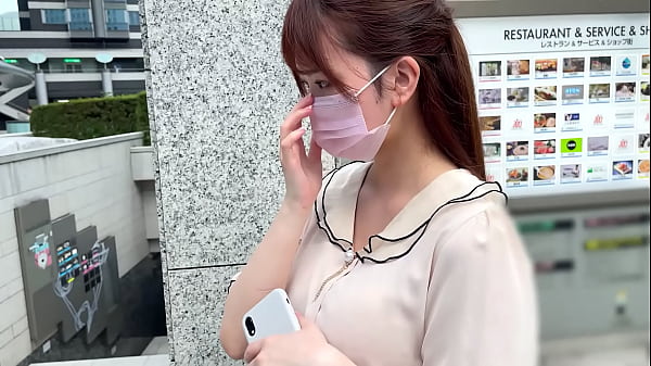 ハメ撮り　むっつりスケベな受付嬢（２３）ランチしながらローターぶるぶる。濡れまんこでホテルへ直行&rarr;性欲むき出しのメスになりました。美乳 中出し 個人撮影フェラチオ 美女 可愛い パイズリ 生ハメ thumbnail