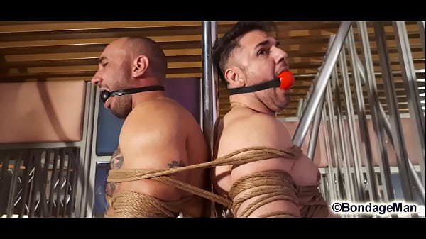 Play MP4 - Victor and Peter ballgagged