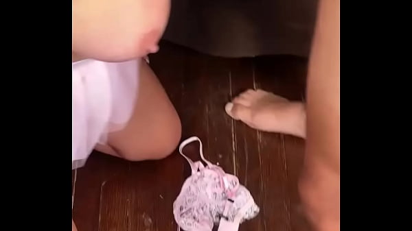 Nonton Princess' Pretty House Pet Pleases Big Cock Cums Hard Fucked Strap-on (cell Phone) thumbnail