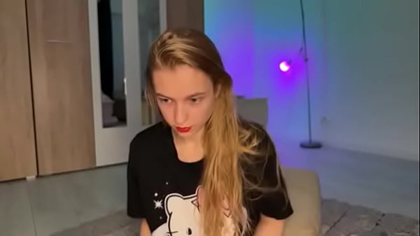 Big Tits Playing So Hot thumbnail