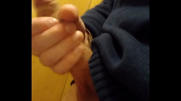 Moviendo polla libremente 