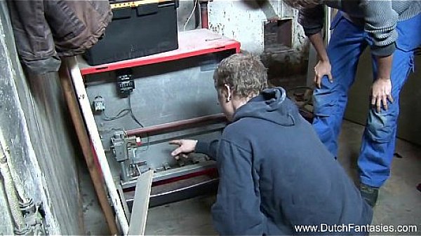 Teen 3some In Exotic Holland 