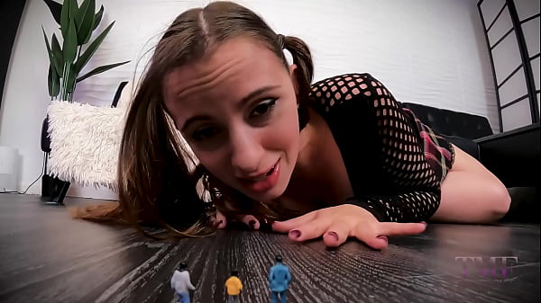 Tm Fetish - Giant Step-sis Ashlynn Plays With And Swallows All Of Step-bro's Friends thumbnail