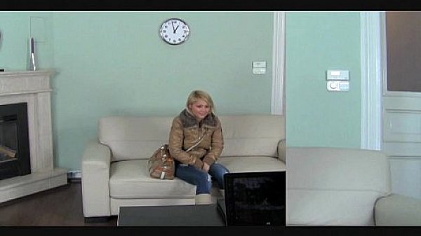 Casting Cute blonde amateur 