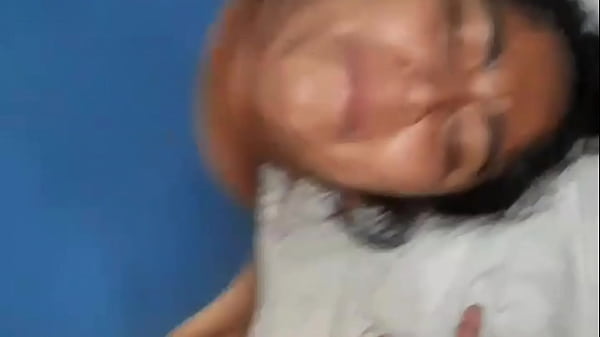 Play MP4 - Mi sobrina es bien arrecha le gusta que le por culito